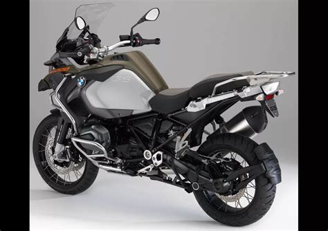 Suzuki V Strom 1050 2023 Vs Bmw R 1200 Gs Adventure 2013
