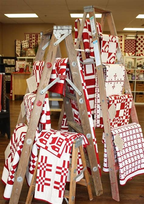 Perfect Way To Display Quilts Quilt Display Quilt Shop Displays