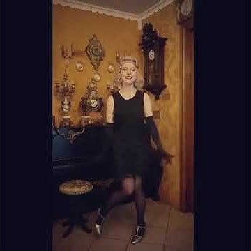 Retro Stage | 1920s Tassel Flapper Dress | Lookbook - YouTube