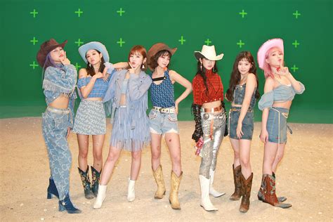 Nh M Nh C Kpop Hot Nh T Hi N Nay Blackpink Comeback C L T Ng I V Ng Bts Red Velvet