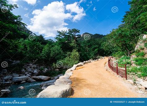 Ulsan Bawi Hiking Trail From Seoraksan National Park Stock Image