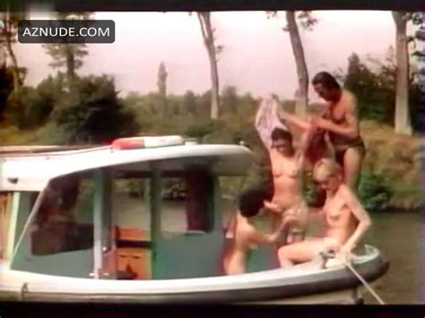 Croisieres Pour Couples En Chaleur Nude Scenes Aznude