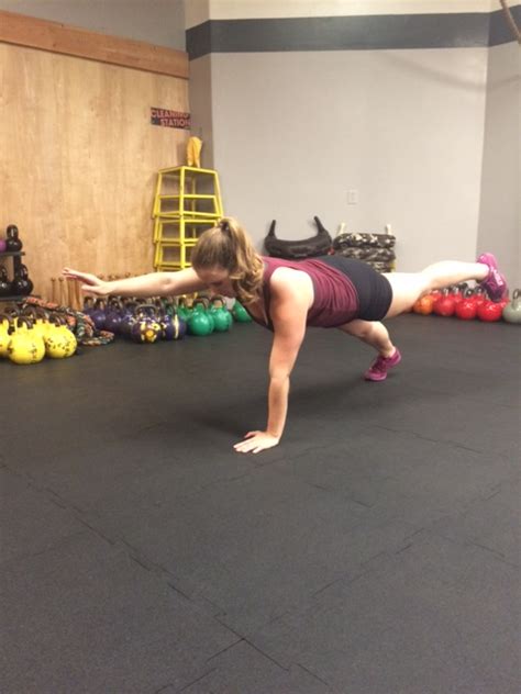 superman plank  lauren weiss fitness