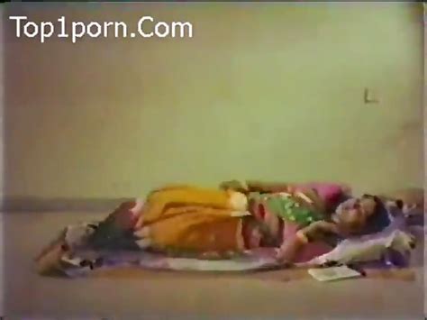 Getrouwde Vrouw Betrapt Met Vreemdgaan Op Camera Porn