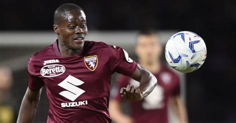 Distrusse i video del revenge porn per salvare l attaccante del Toro Demba Seck il pm ultrà