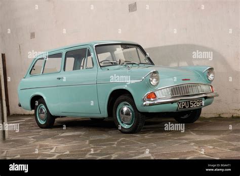 Anglia Deluxe Hi Res Stock Photography And Images Alamy