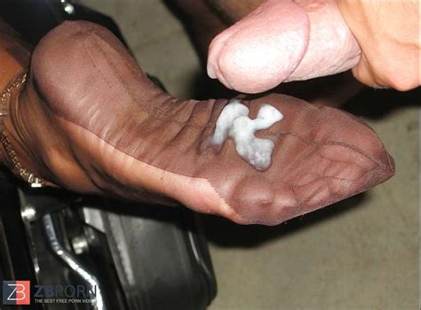 Female Domination Gal B Stocking Jism ZB Porn