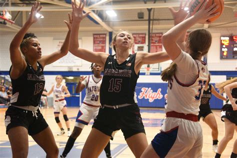 Raider girls hoops team unable to complete comeback against Pace
