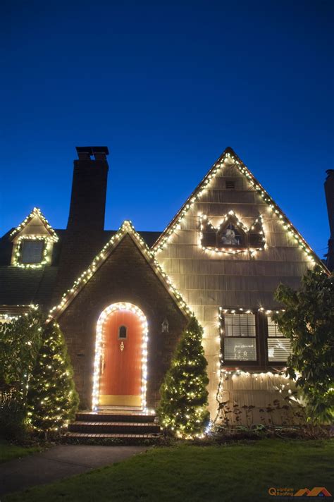 contractor white lights for roof line christmas 4