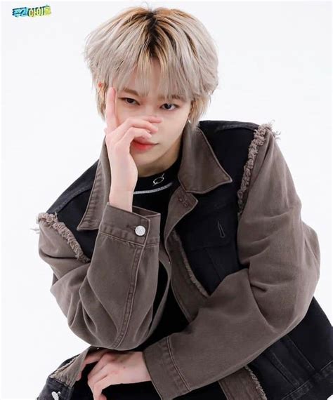 Pin by Hà on Hanbin Hanbin Tempest Hot asian men