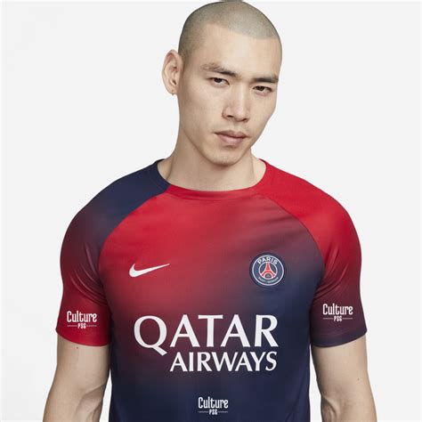 Club Exclu Le maillot pré match domicile du PSG pour la saison 2023