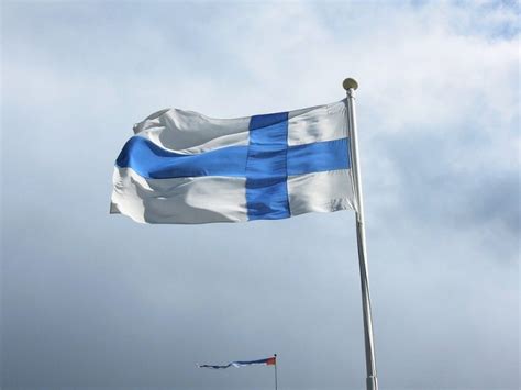 Bandera de FINLANDIA: imágenes, historia, evolución y significado