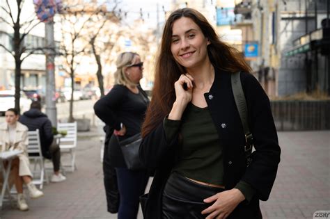 Beautiful Babe Mara Blake Strips Naked After Going Topless In Public CoedCherry