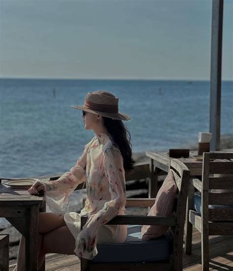 Hot girl Nga Anh lúc nào cũng như nàng thơ tất cả là nhờ style đơn giản mà vẫn tinh tế trong