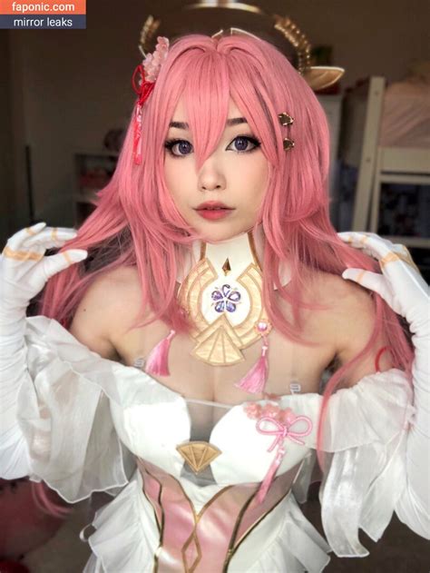 Emiru Nude Album VoyeurFlash