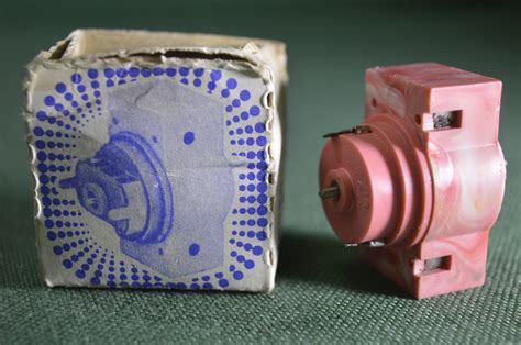 Купить Мотор моторчик микроэлектродвигатель для советских игрушек "МДП ...