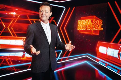 Stephen Mulhern Reveals Future Of Deal Or No Deal What To Watch