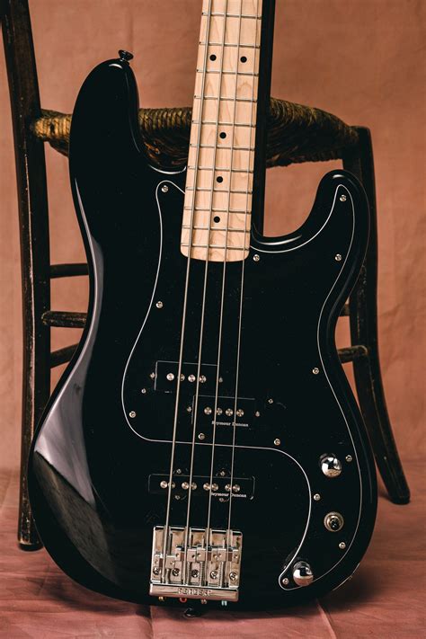SQUIER BY FENDER PRECISION PJ BASS DUFF MCKAGAN ROGER WATERS - #7397315 ...