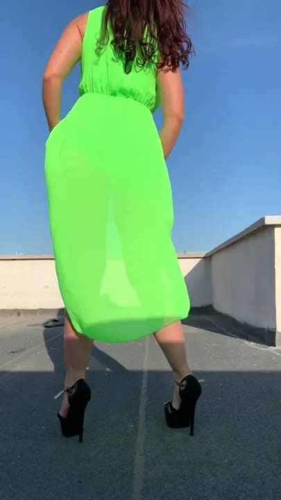 Ass Reveal Under My Sundress