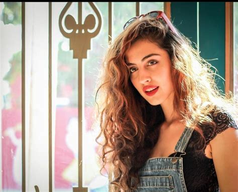 samreen kaur biography age wiki height boyfriend  details