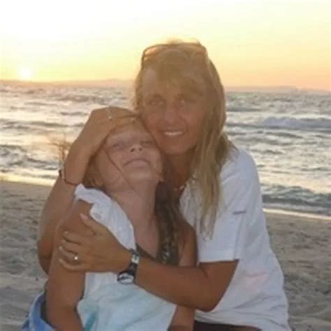 'I thought I'd hurt my knee playing tennis - but I have a terminal