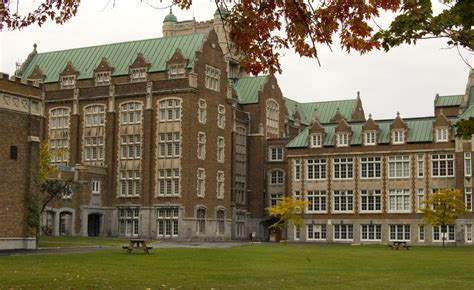 Melhor Universidade Do Canada - 5 melhores universidades do Canadá para brasileiros