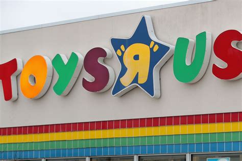 Toys R Us Coming Back For The Holidays Chicago Sun Times