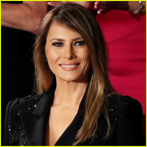 Melania Trump’s Official Portrait Released by White House | Melania ...