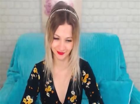 Blonde Babe Seducing Sexy Tease Live Sexy Blonde