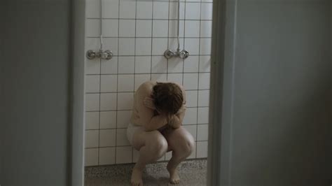 Naked Line Hesdam In Lulus F Rste Gang