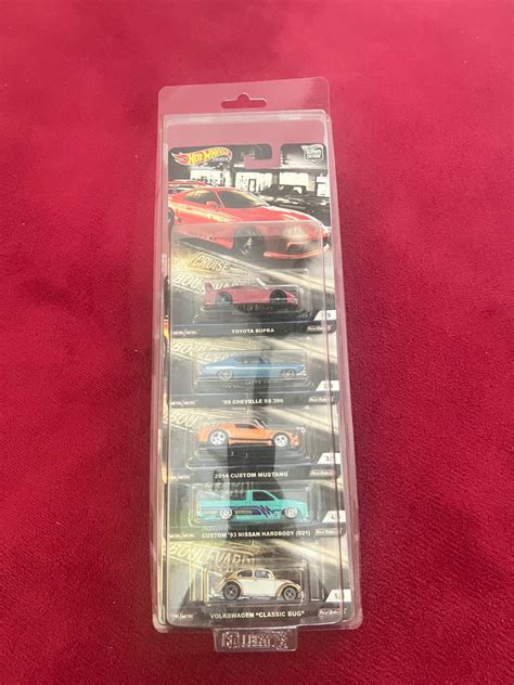 Hot Wheels Boulevard Set Hobbies Toys Toys Games On Carousell