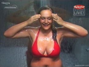 GINNY PAPE Nude AZNude