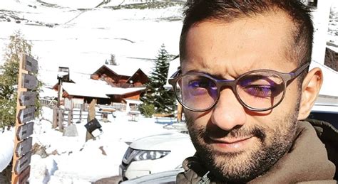 Coppia Gay Aggredita Per Un Bacio In Spiaggia Dovrebbe Tornare Mussolini Per Farvi Sparire