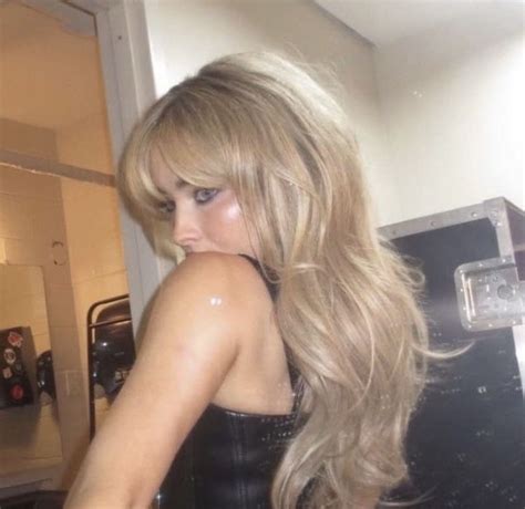 Pin By On Sab Sabrina Carpenter Blonde Sabrina