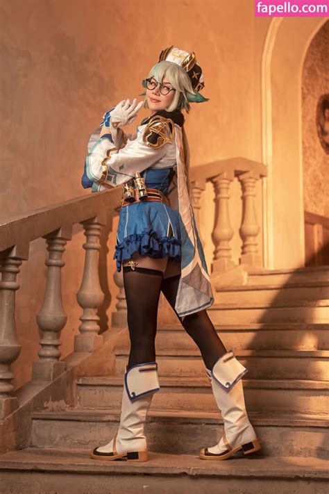 Anastasia Komori Nude Photo