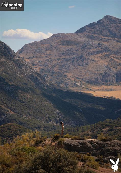 Zurine Aspiunza Nude Sexy Photos FitNudeGirls