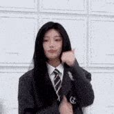wonhee illit wonhee scared gif wonhee illit wonhee wonhee scared