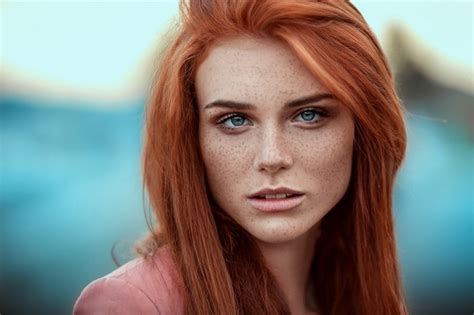 Wavy Hair Women Cintia Dicker Freckles Portrait Model Long Hair