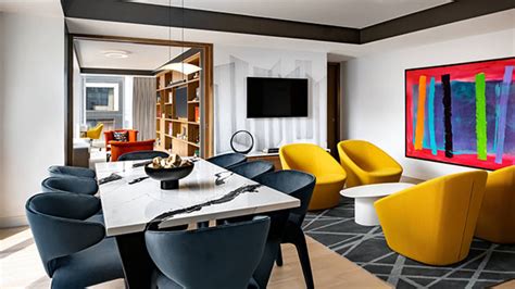 Visit to the Humaniti Hotel Montréal, an Autograph Collection hotel