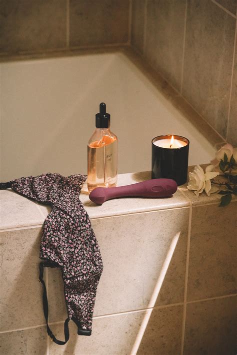 Dame And Hatch Release Sex Toy For Pregnant People And Moms PS Love