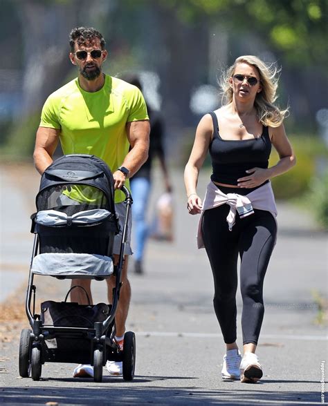 Anna Heinrich Nude OnlyFans Leaks Fappening FappeningBook