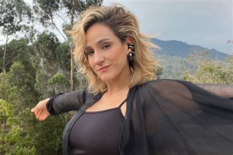 cecilia rivera navia feet