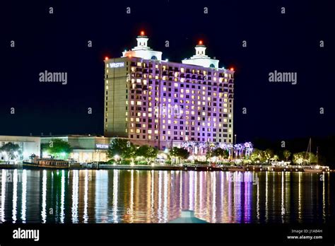 savannah georgia westin hotel   savannah waterfront stock photo