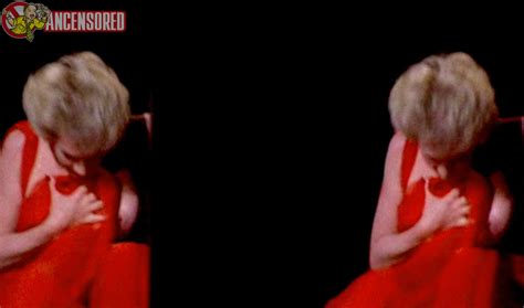 Naked Julie Andrews In S O B