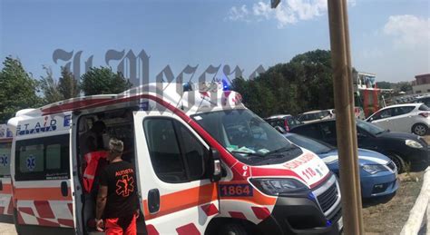 Ragazzo Morto Annegato Al Lido Di Latina Inutili I Disperati Tentativi Di Rianimarlo