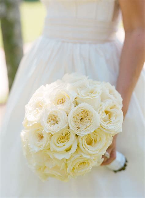 Pale Yellow Garden Rose Bouquet