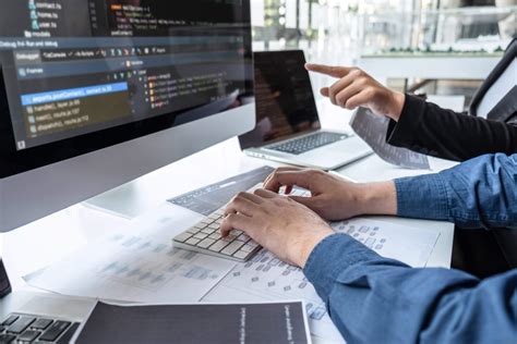 6 Crucial Tips for Choosing the Right Software Development Company