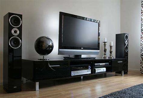 Мебель под телевизор и домашний кинотеатр - фото