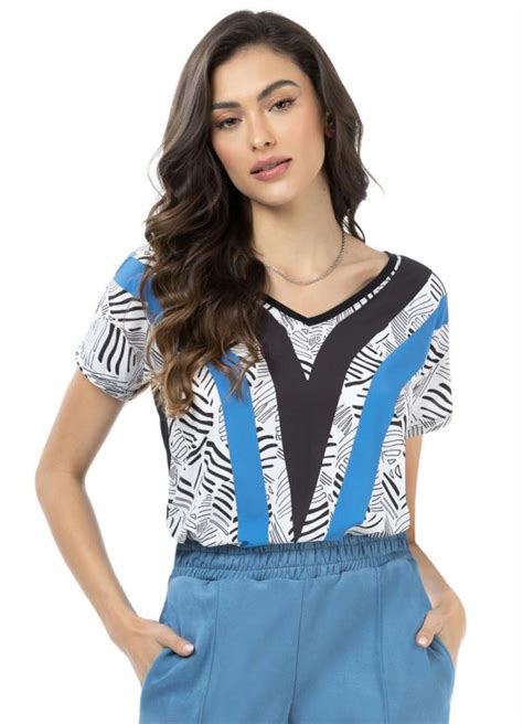 Blusa Manga Curta Recorte Lateral Preto Miss Peck