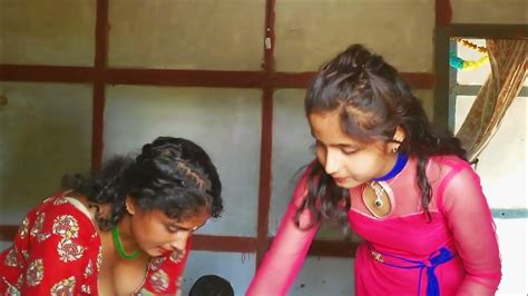 Village Aunty Deepest Cleavage Edit Slow 4K - YouTube